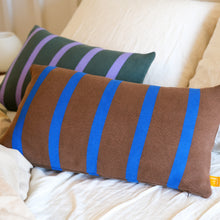 Load image into Gallery viewer, Bold Vertical Stripe Cotton Knit Pillow Cover
